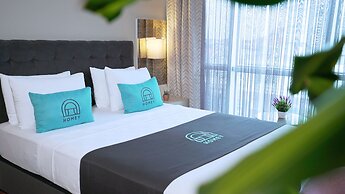 Homey Airport Hotel