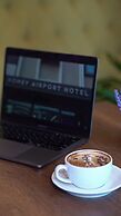 Homey Airport Hotel