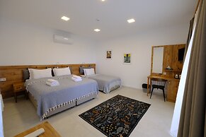 Ephesus Retreat