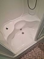 Discover Comfort Home From Home 8-birth Caravan