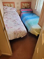 Discover Comfort Home From Home 8-birth Caravan