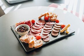 Greet Hotel La Rochelle Centre