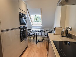 The Mabel Suite Stone Cross Mansion