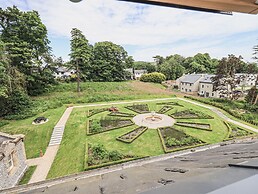 The Mabel Suite Stone Cross Mansion