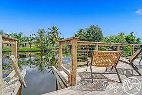 Stunning Waterfront 3BR with Heated POOL