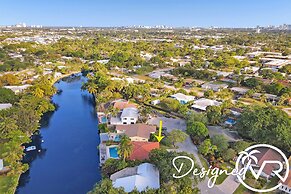 Stunning Waterfront 3BR with Heated POOL