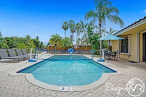 Stunning Waterfront 3BR with Heated POOL