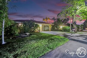 Stunning Waterfront 3BR with Heated POOL