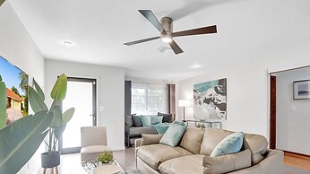 Stunning Waterfront 3BR with Heated POOL