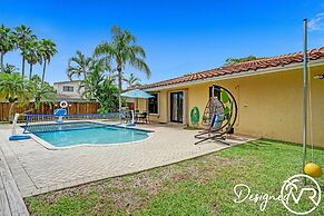 Stunning Waterfront 3BR with Heated POOL