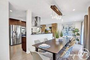 Stunning Waterfront 3BR with Heated POOL