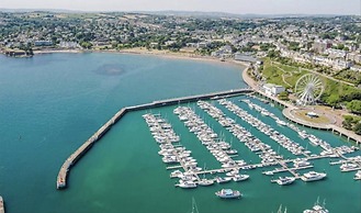 Lovely Apartment Sleeps 6 Singles in Torquay