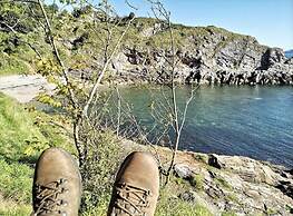 Lovely Apartment Sleeps 6 Singles in Torquay