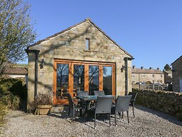 Old Hall Byre