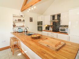 Old Hall Byre