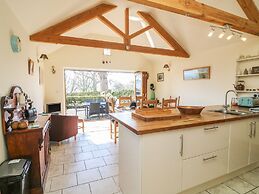 Old Hall Byre