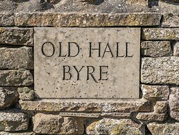 Old Hall Byre