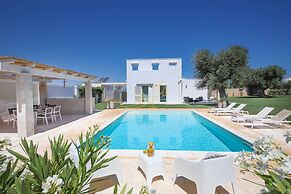 TD Villa Patrizia Pool Alfresco Kitchen