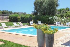 TD Villa Patrizia Pool Alfresco Kitchen