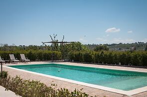 TD Casale Del Vento in the Countryside With Pool