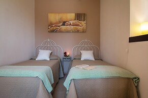 TD Casale Del Vento in the Countryside With Pool