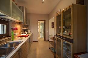 TD Casale Del Vento in the Countryside With Pool