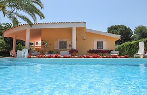 TD Villa Marinesca Typical Villa With Pool