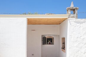 TD Casa Lul Panoramic Pool Over Mediterranean Scrub