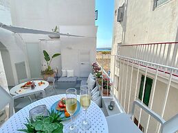 TD Casa Marea Seaside View in Prime Location