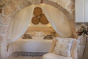 TD Dimora di Genna Trulletto With Lush Garden Pool