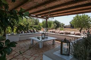 TD Il Vecchio Fienile Outdoor Kitchen With Pool View