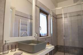 TD Trulli Saveni Trulli With Pool Near the Centre