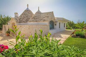 TD Trulli Della Rosatella Typical Trulli w Pool