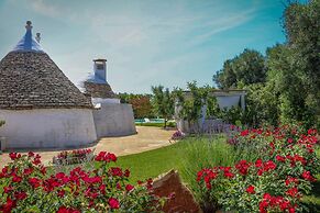 TD Trulli Della Rosatella Typical Trulli w Pool