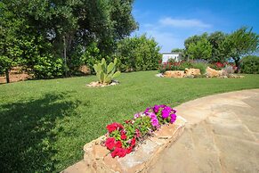 TD Trulli Della Rosatella Typical Trulli w Pool
