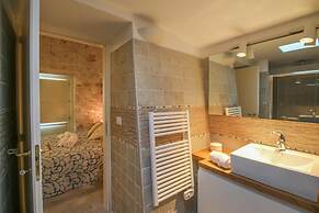 TD Trulli di Bouganville w Large Amazing Pool