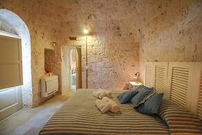 TD Trulli di Bouganville w Large Amazing Pool