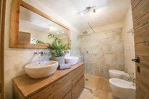 TD Trulli di Carole Renovated Trulli With Pool