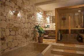 TD Trulli di Carole Renovated Trulli With Pool