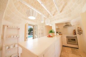 TD Trulli di Carole Renovated Trulli With Pool