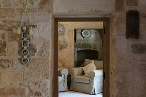 TD Trulli di Montaltino With Stunning Huge Pool