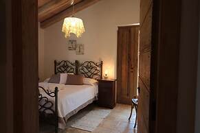 TD Trulli di Montaltino With Stunning Huge Pool