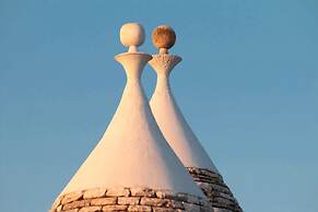 TD Trulli di Montaltino With Stunning Huge Pool