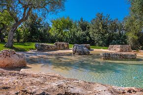 TD Trulli di Montaltino With Stunning Huge Pool