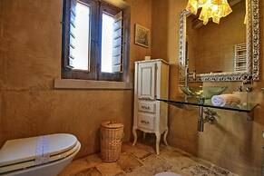 TD Trulli di Montaltino With Stunning Huge Pool