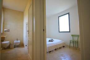 TD Trulli Terralta Panoramic Pool Over Countryside