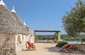 TD Trulli Terralta Panoramic Pool Over Countryside