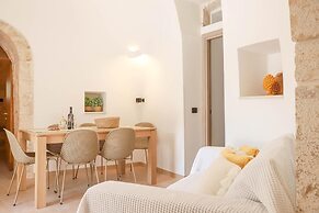 TD Trulli Bruco Large Pool for Family Fun