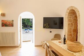 TD Trulli Bruco Large Pool for Family Fun