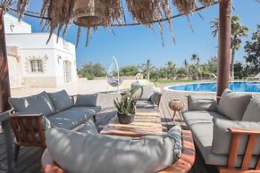 TD Trulli Bruco Large Pool for Family Fun